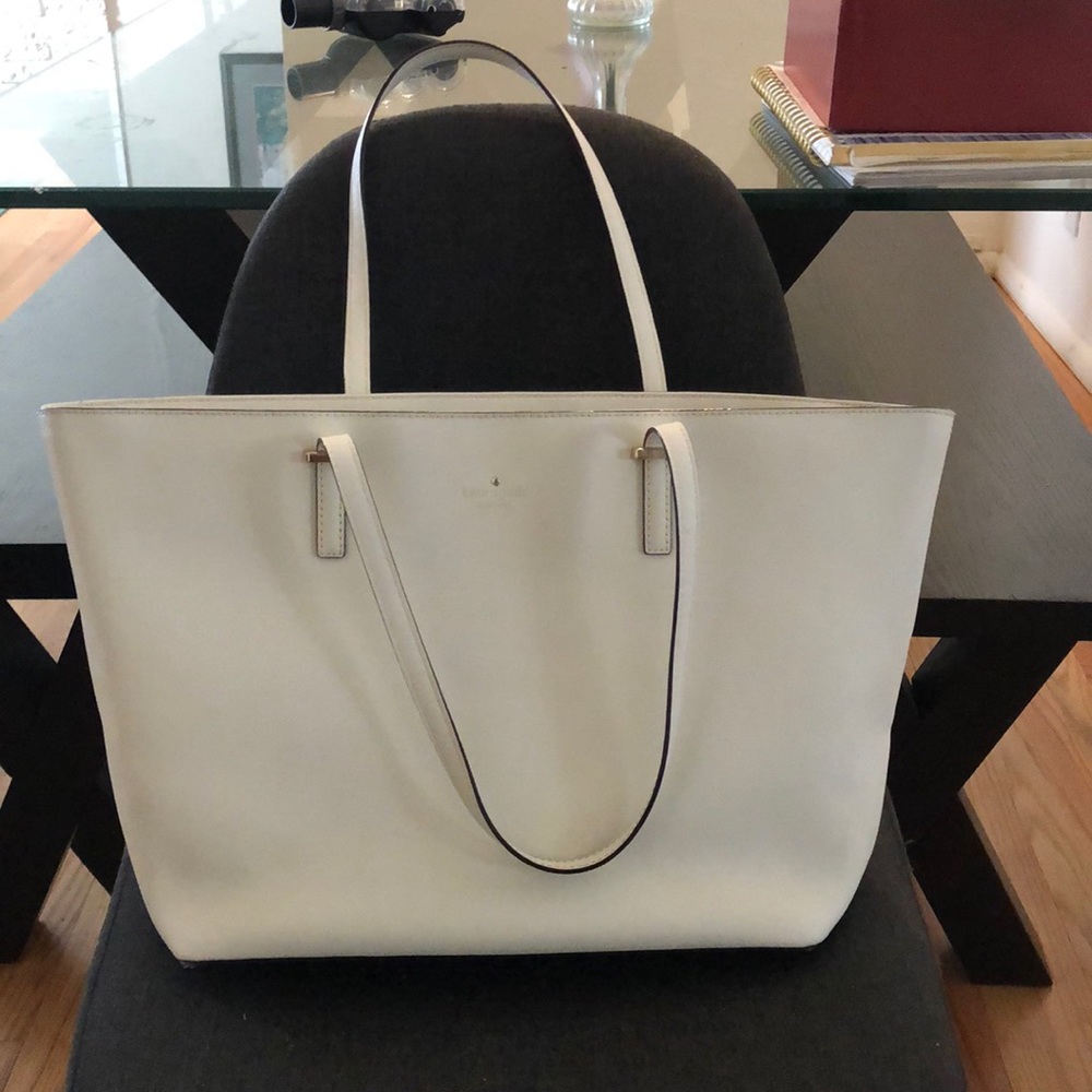 Like new Cedar Street Small Harmony Tote